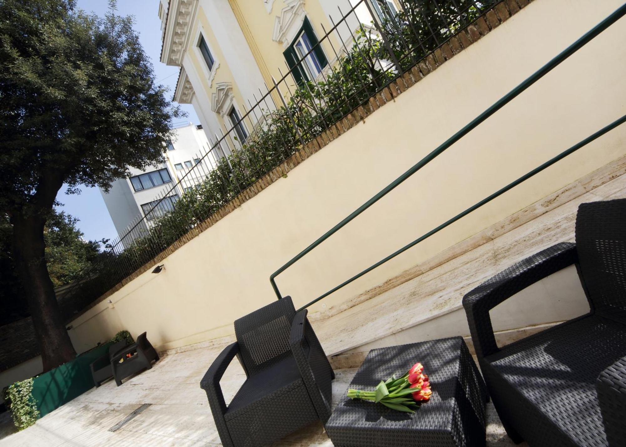 The One Prati Rooms Rome Extérieur photo